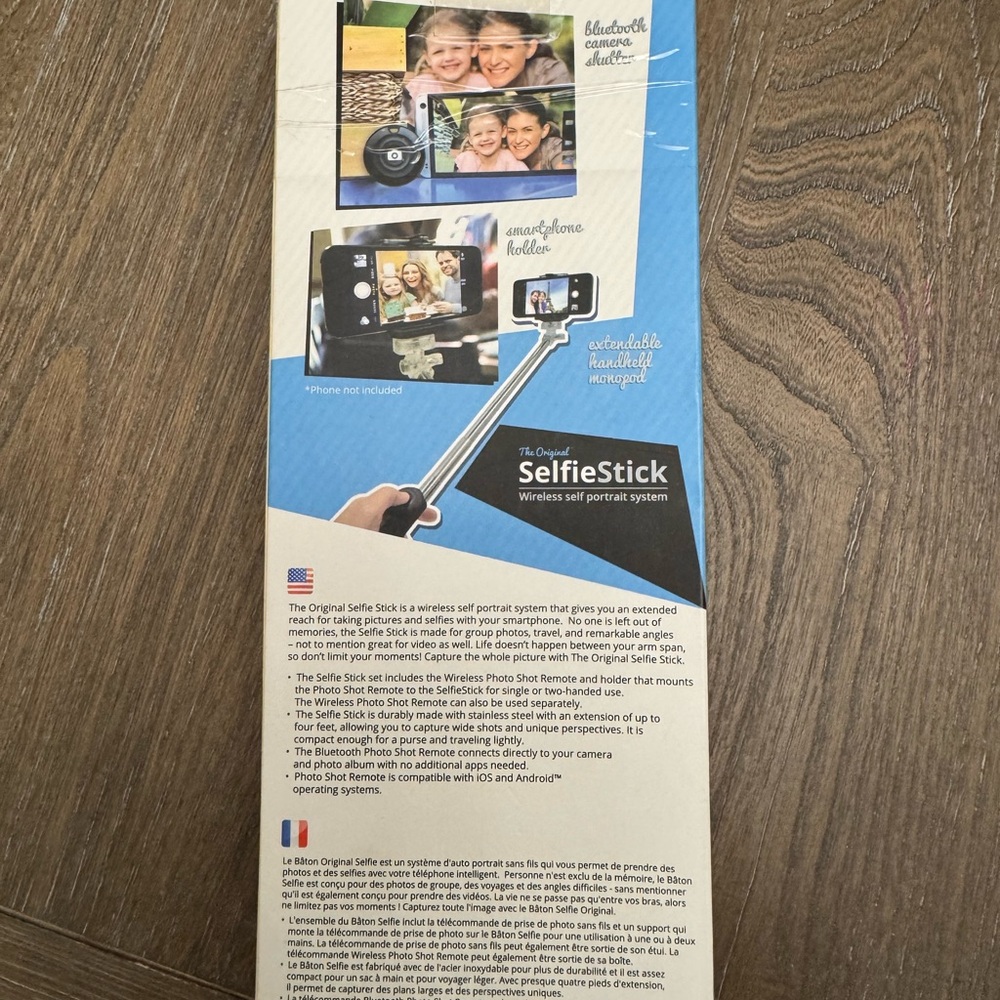 SelfieStick Wireless Self Portrait System - Picture 2 of 2